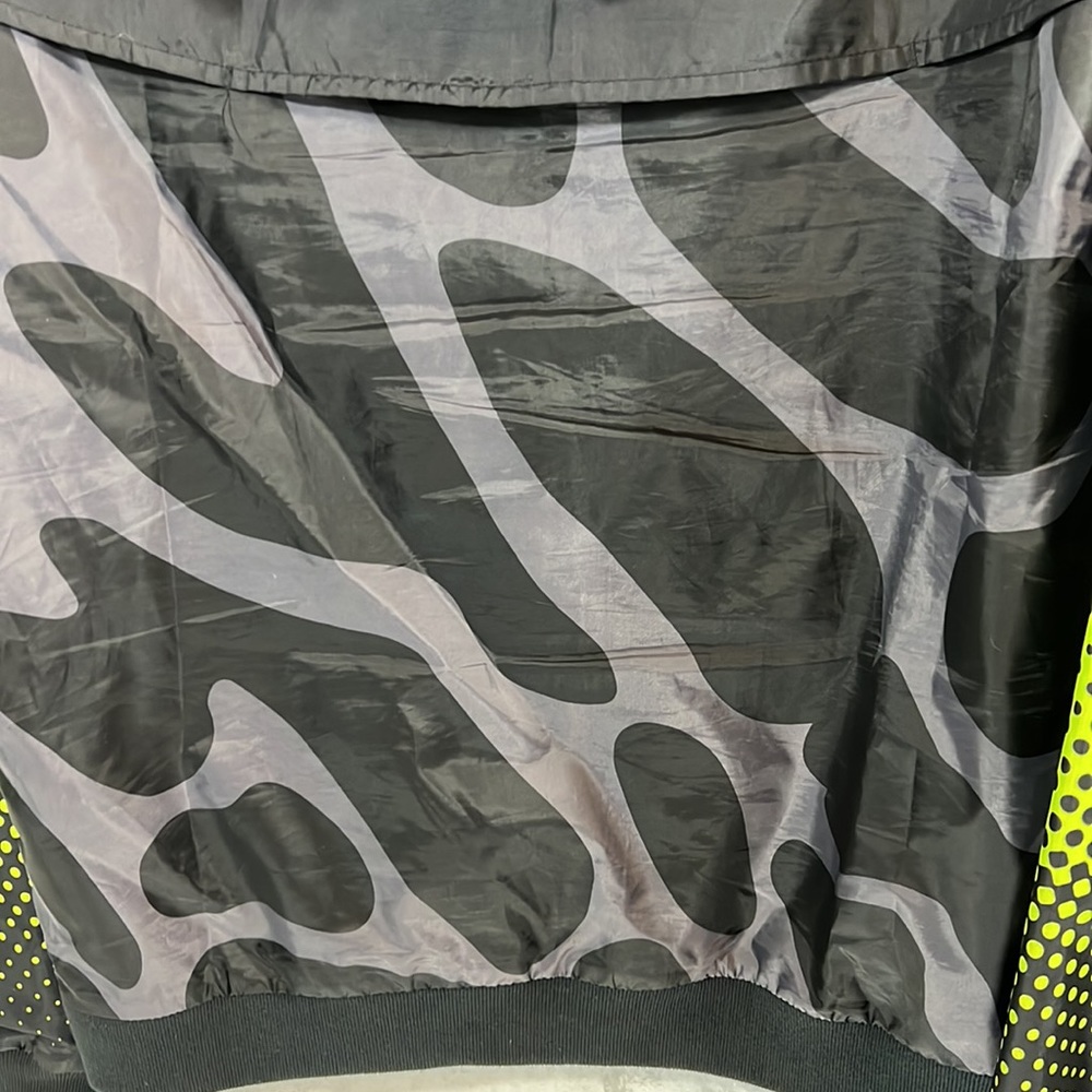 Nike sportswear windrunner retro jacket size Medium - Picture 11 of 15
